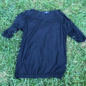 Gap black top